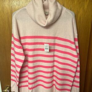 BNWT WOMENS SZ MED LOFT SOFT SWEATER